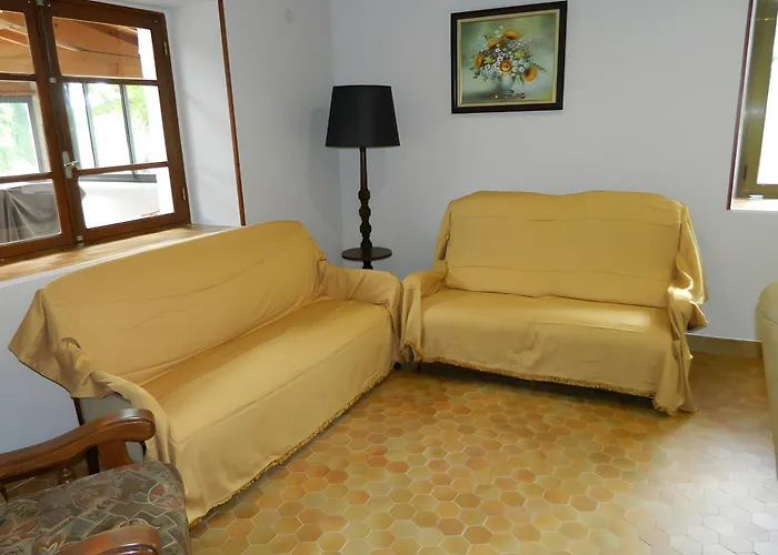 Les Cassagnes بيت للعطل *